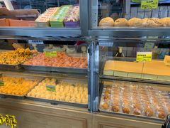 -鲍师傅糕点(江苏路店)