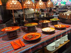 -四海一家自助餐(益田假日广场店)