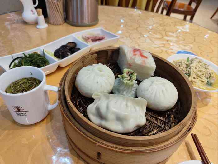 富春茶社-"来扬州肯定要吃个早茶,不然不算来了扬州,.