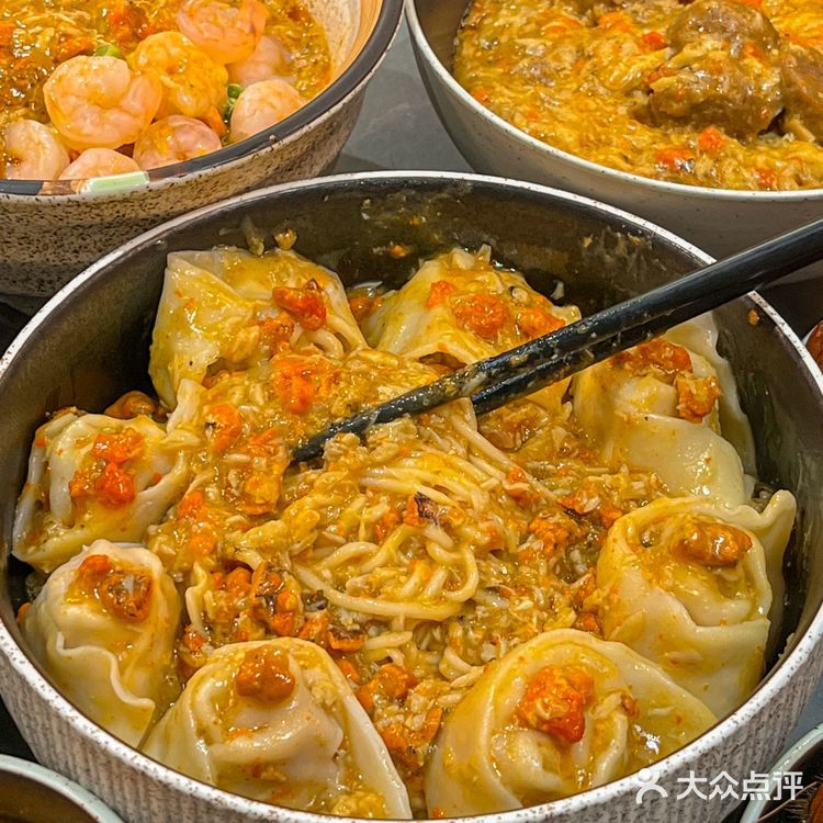 多少次来新街口就为这一口… 谁能拒绝蟹粉馄饨面！