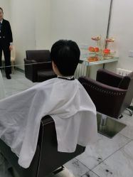 -朗峰专业美发沙龙