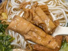 -鑫花溪牛肉米粉(凤凰街创始总店)