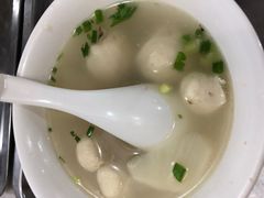 鱼丸汤-东街钟楼肉粽(总店)
