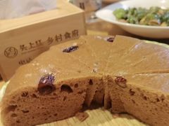 -头上红煨盐鸡·非遗院子餐厅