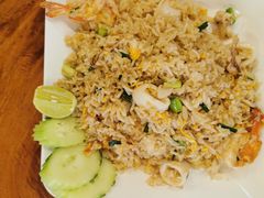 -两兄弟Song Pee Nong(2号店)