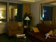 android_upload_pic-上海明天广场JW万豪酒店