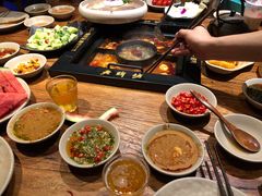 -老牌坊云南鱼豆花火锅(爱建店)
