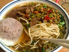 -矮子粉店1985·长沙米粉(湘春路店)
