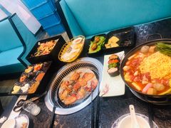 -烤路里·韩国品质自助烤肉(石路天虹4号店)