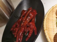 连骨头都不剩的鸡爪-佬肥猫(国华广场店)