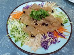 爽口大拉皮-龙香居海鲜浑锅家常菜·特色驴肉