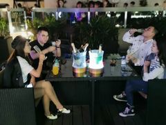 -杜尚rooftop露台酒吧