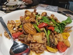 鲜鲍鱼焖清远鸡-燊荣记(北京路店)