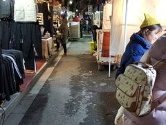 -吴山路夜市