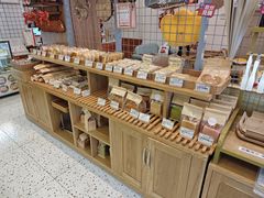 -提亚烘焙·手作面包·生日蛋糕(七星店)