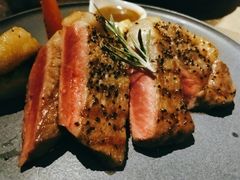 澳洲谷饲120天小战斧牛排-巴别塔法餐舍(朝阳店)