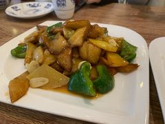 地三鲜-长城东北菜(新港西路店)