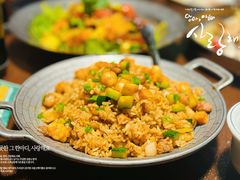 -曼听小寨海鲜烧烤·大连辣炒大王(盖州街店)