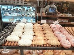 -焙丽拾光(麦凯乐直营店)