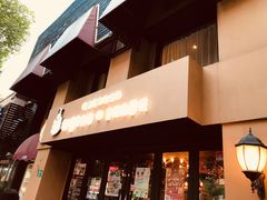 门面-BISTROFIORE美伊娜(伊犁南路店)
