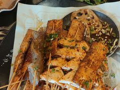 -何师烧烤Pro ·江湖川菜·小龙虾·精酿(太古里旗舰店)