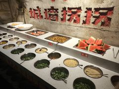 -城墙拐拐火锅(三峡广场黑金冠店)