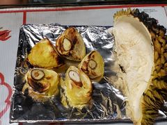 绝味烤榴莲-辉记炭烧海鲜大排档·老字号(福田店)