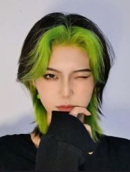 -诗悦发型烫染SALON