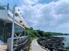 -Cafe Aewol Monsant