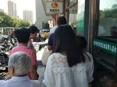 -护国寺小吃店(红莲南路店)