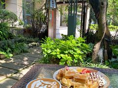 -谷咖啡·鲜花绿植花园餐厅