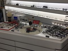-优视力蔡司眼镜验配中心(越秀城市广场奥莱店)