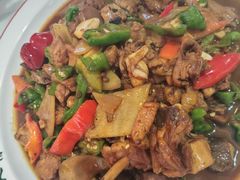 -鲁南仔·滕州炒鸡(经三路店)