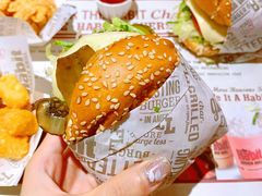 -The Habit Burger Grill 哈比特汉堡(复兴soho店)