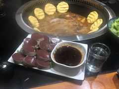 -东北农家院·铁锅炖(莘庄店)