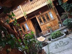 -五花石之旅客栈