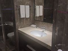 -LANCO蓝蔻酒店(深圳东站布吉地铁站店)
