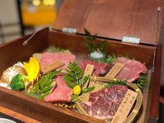 -山川小町·极番烧肉(新地假日广场店)