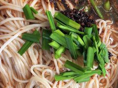 -正宗杨记普洱酸醋米线(总店)