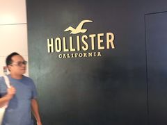 -Hollister(希慎广场店)