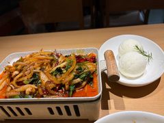 -关东小磨东北菜(上海长风大悦城店)