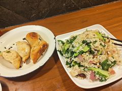 -舒蔡记生煎菜饭(云南中路店)