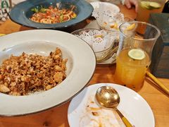 -Rabbit Cafe私房西餐甜点咖啡(栖霞路店)