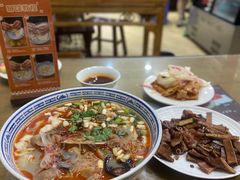 -天发芽·何记葫芦头泡馍·老字号(小南门店)