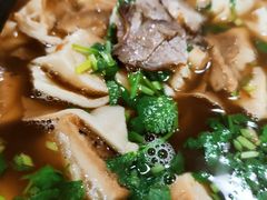 -清真·白家牛肉罩火烧老店(育才街店)