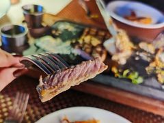 特色澳洲和牛战斧牛排-Kathleen's Waitan 凯圣琳江景西餐厅(外滩店)