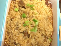 牛肉烩饭-街角等你.大连海鲜烧烤(西安路店)