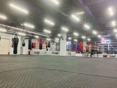 -FIGHTMAN格斗俱乐部(长宁临空店)