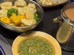 -山河屯铁锅炖(绥望路店)