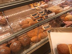 -好利来(高新枫叶广场店)